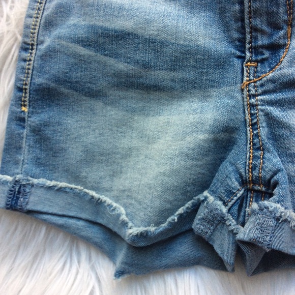 Denizen by Levi’s High Waist Shortie - Picture 9 of 10